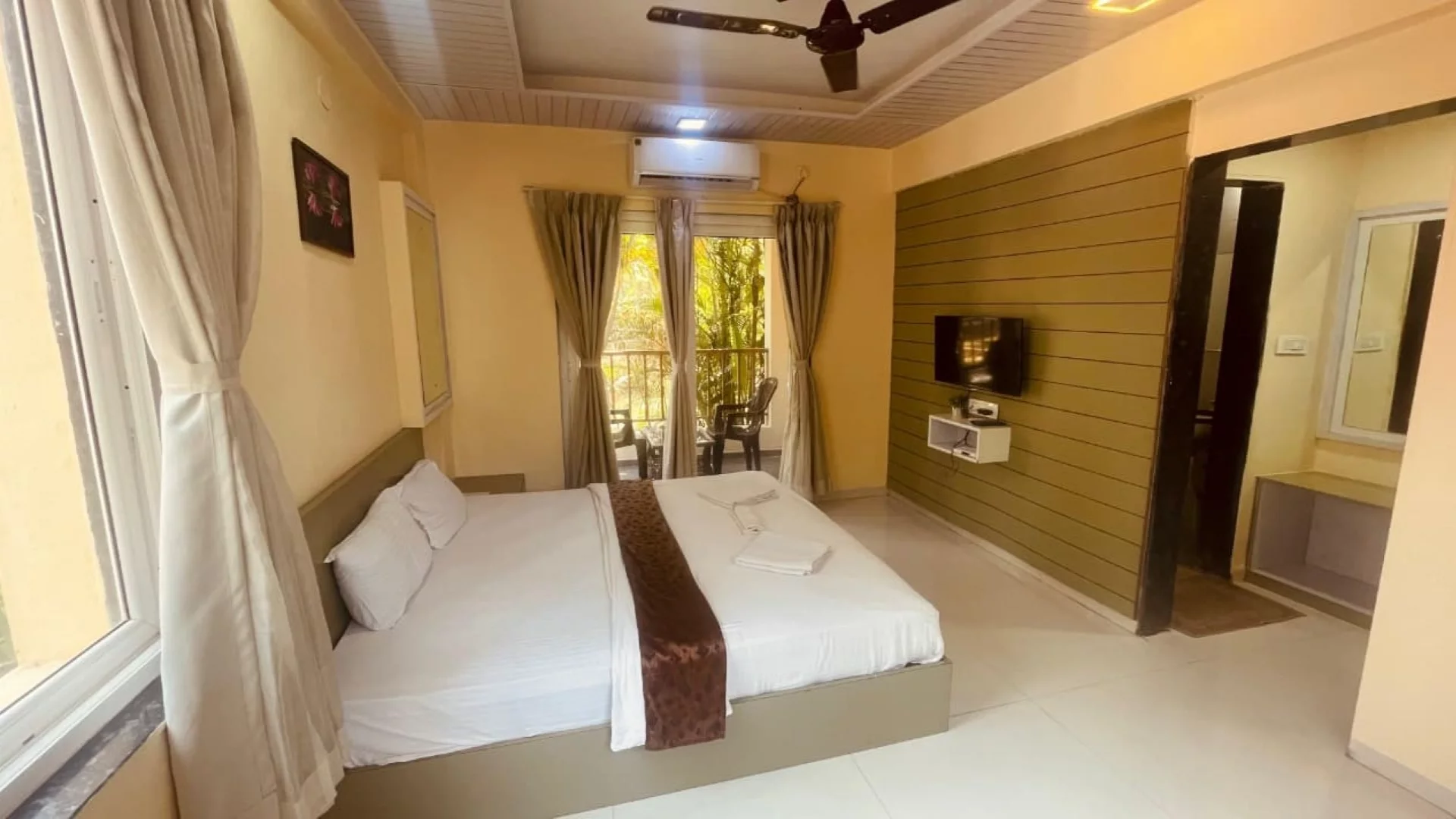 Lotus Holiday Resort